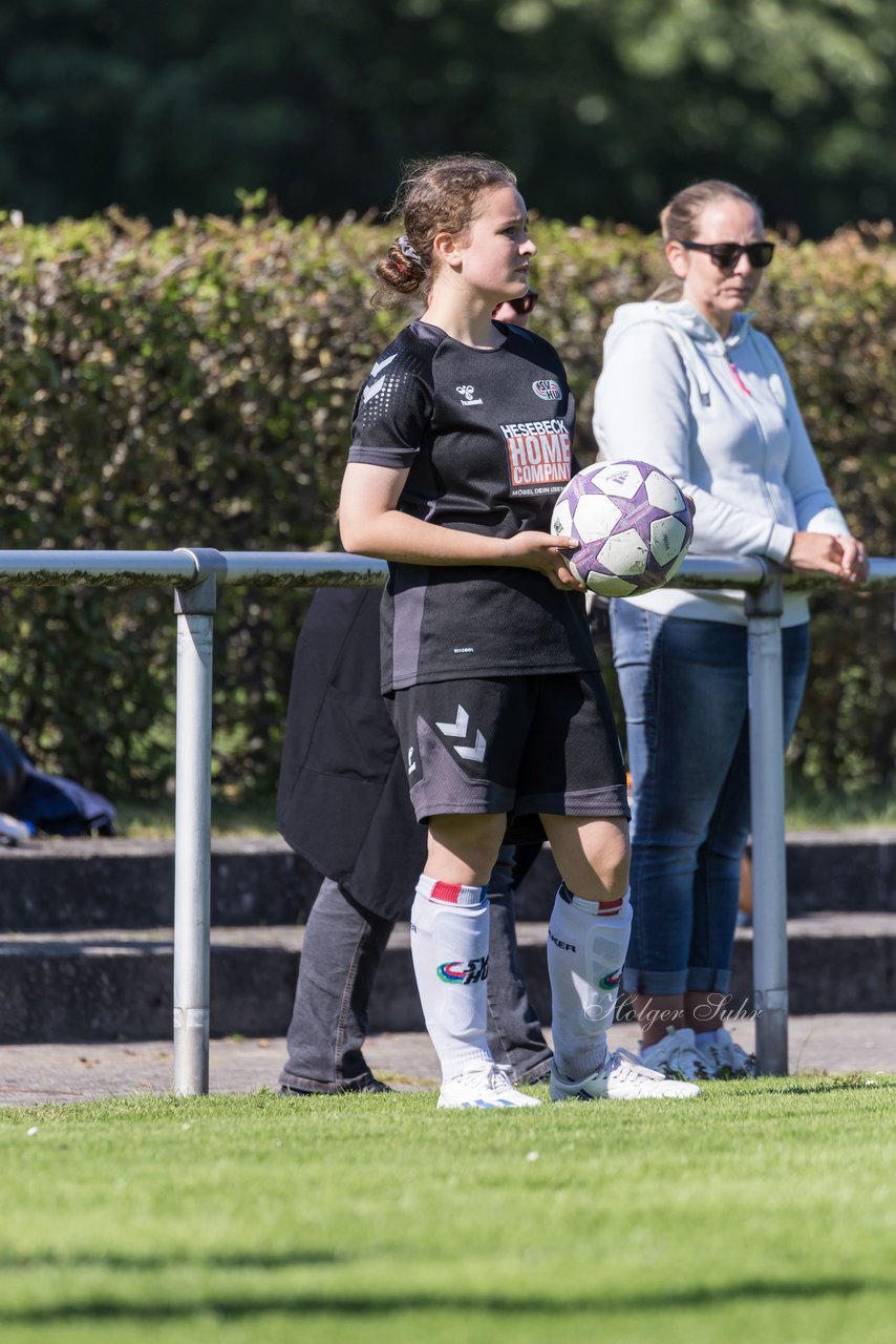 Bild 323 - wBJ SV Henstedt Ulzburg - FSG Oldendorf Itzehoe : Ergebnis: 2:5